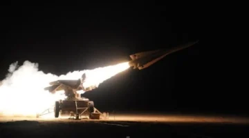 الدفاع الجوي السعودي يواجه اعتداءات إيران بقوة رادعة